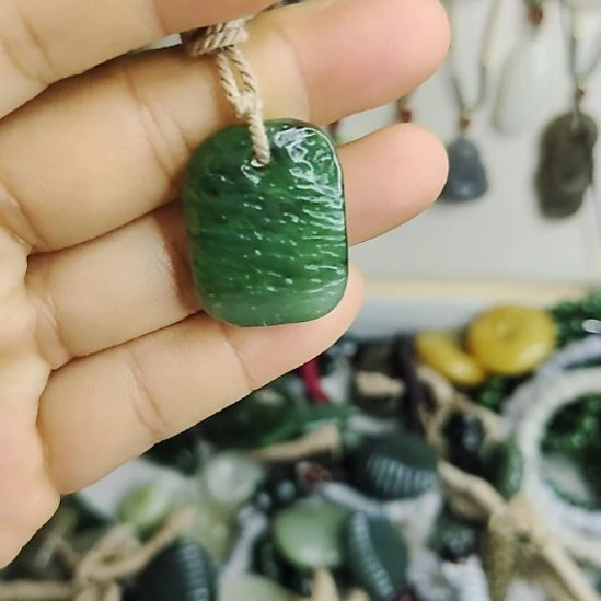 和田玉（糖玉）未镶嵌颈饰