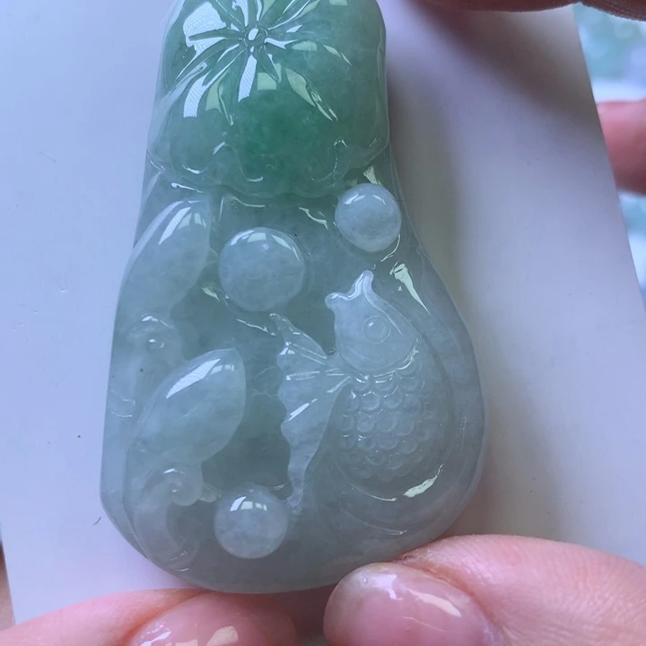 翡翠颈饰未镶嵌天然翡翠荷花鱼