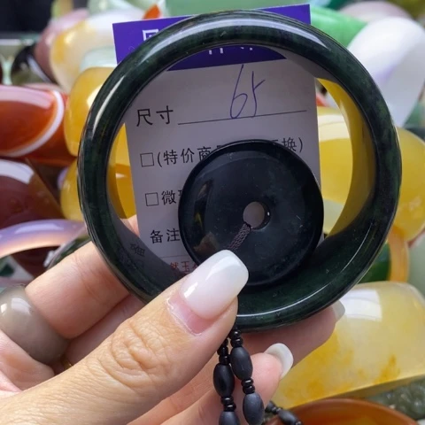 未镶嵌蛇纹石玉手镯