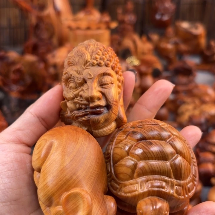 王***哥太行崖柏手把件的设计和制作