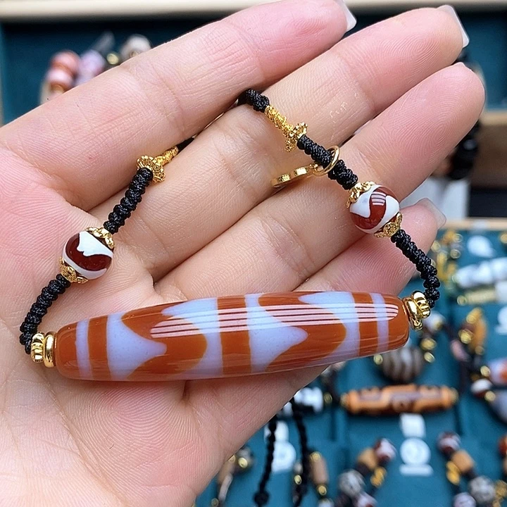 玛瑙/玉髓颈饰合金