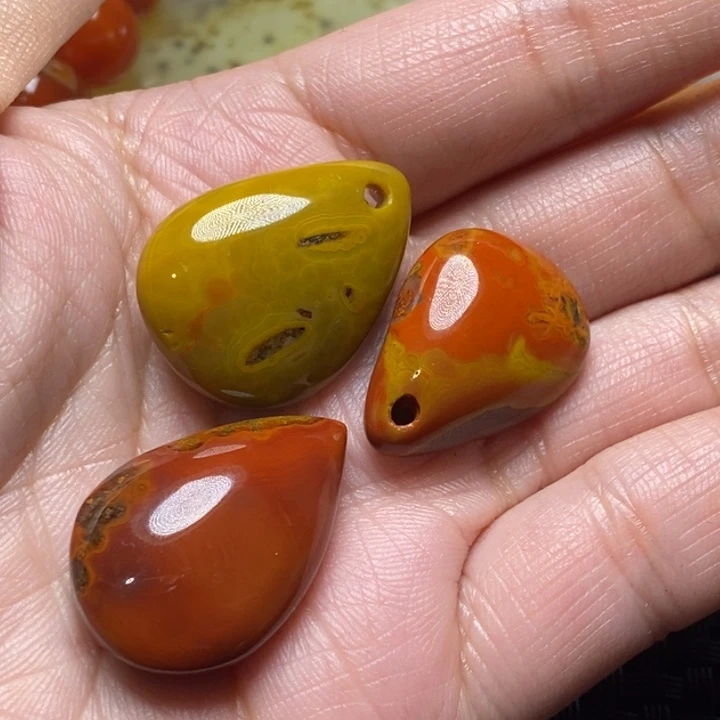 玛瑙/玉髓颈饰未镶嵌