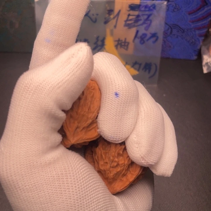 文玩核桃吊坠盘山