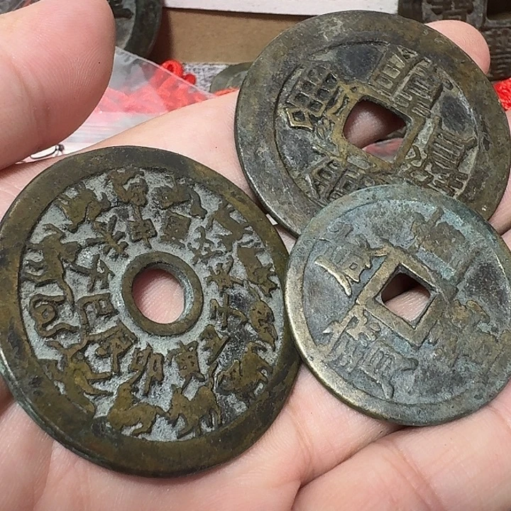 9***7铜现代工艺品花钱