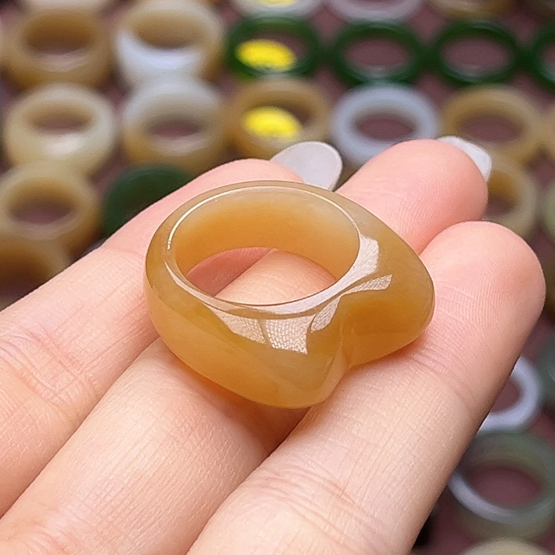 和田玉未镶嵌戒指17.5橘猫