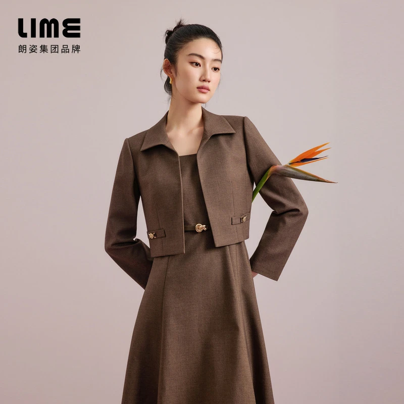 朗姿/莱茵【都市节拍】摩登斜纹翻领梭织短上衣深棕色LDGC7AWCJ304