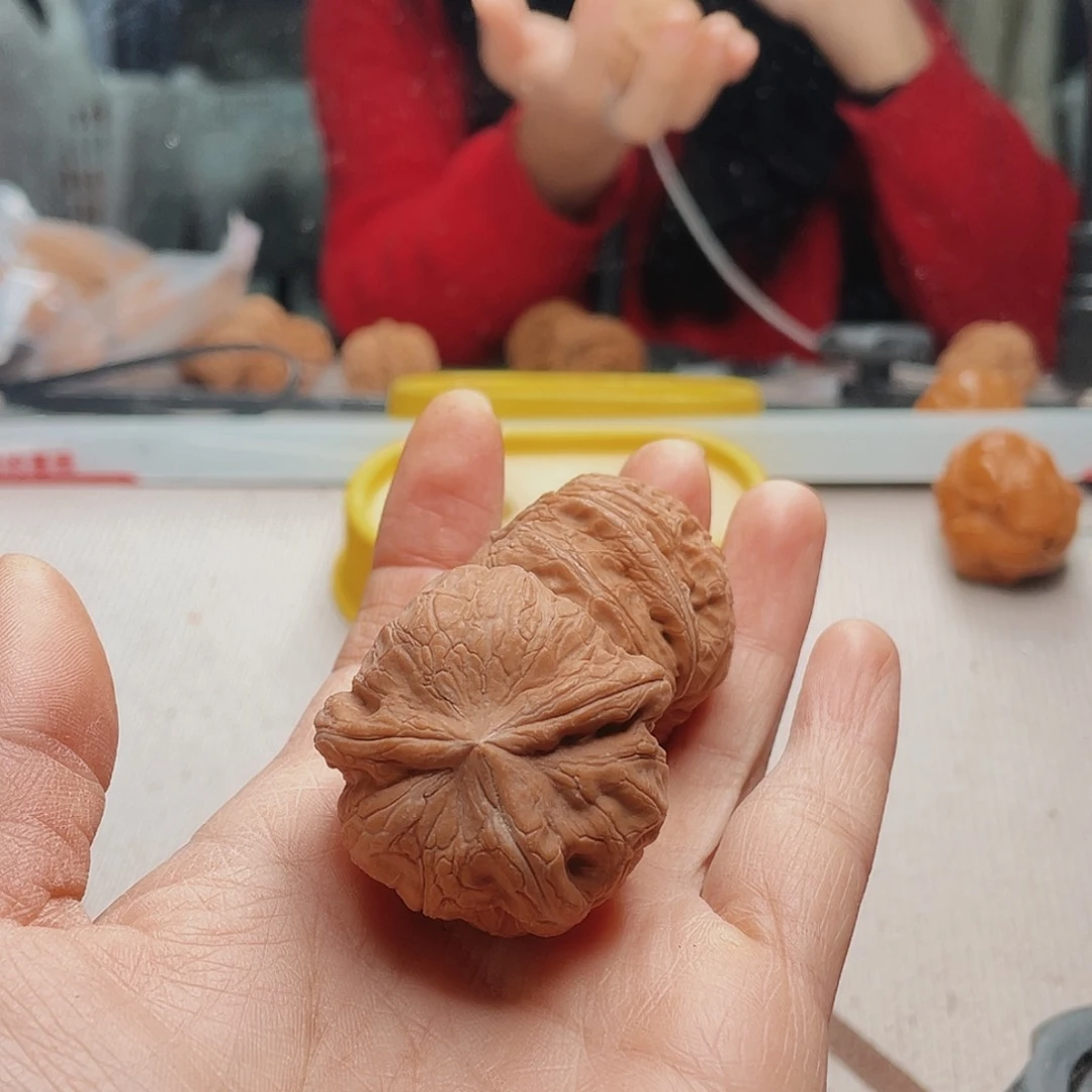 用****8三棱或一条粗线条