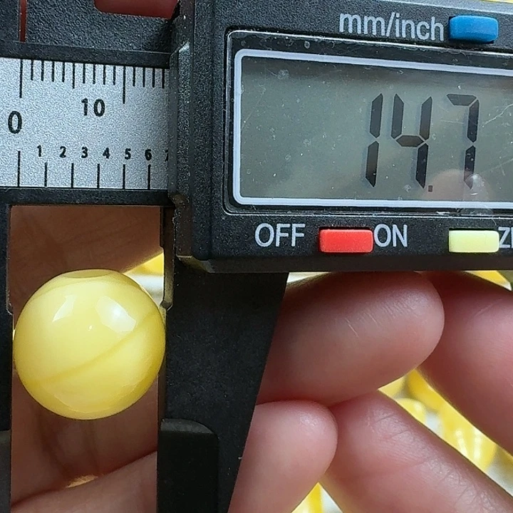 蜜蜡未镶嵌裸石33