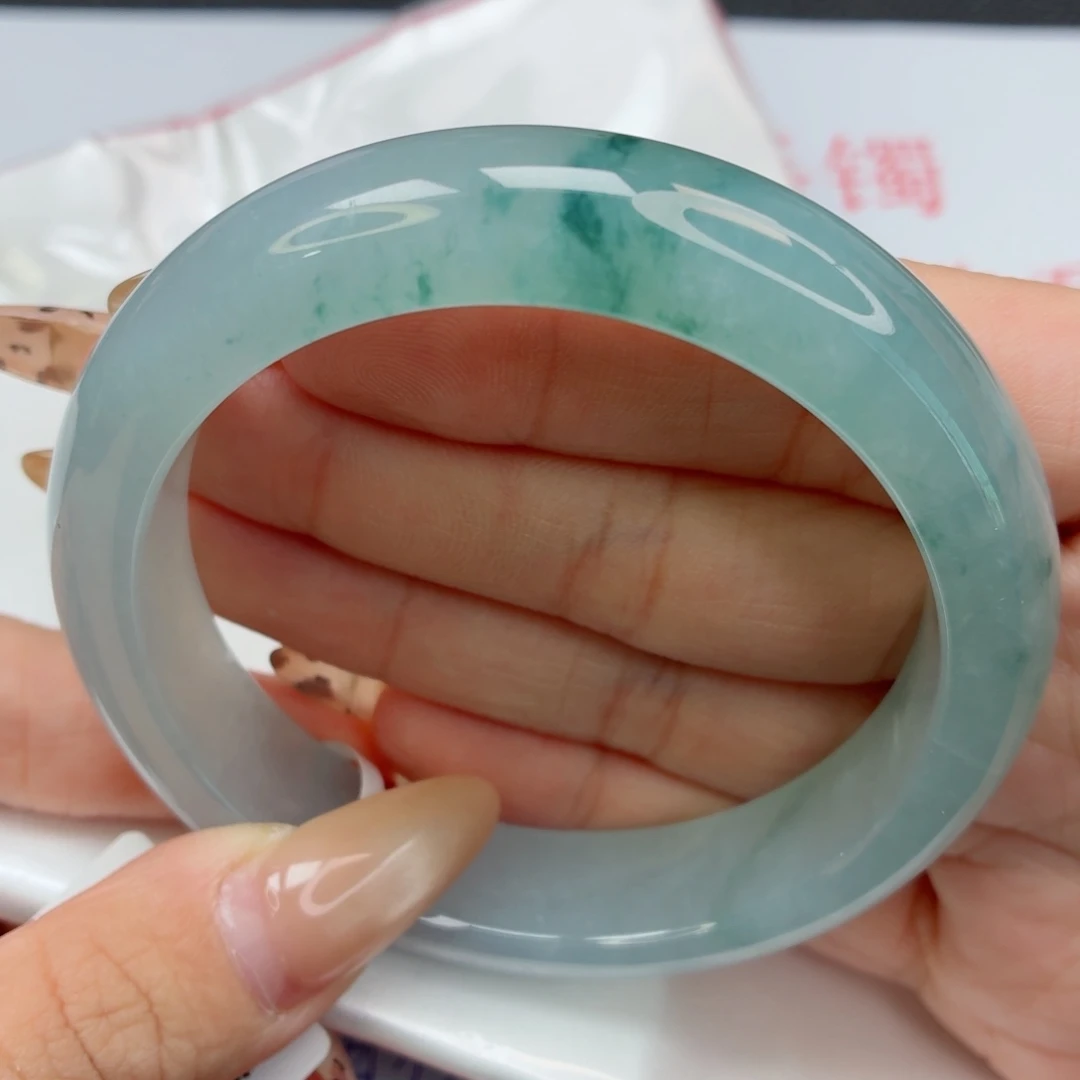 未镶嵌手镯翡翠18