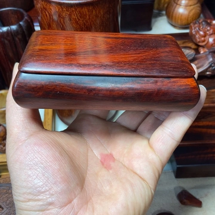 檀香紫檀（小叶紫檀）盒子