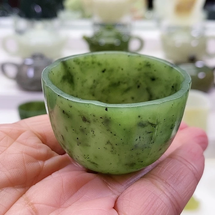 未镶嵌和田玉挂件茶杯30m l