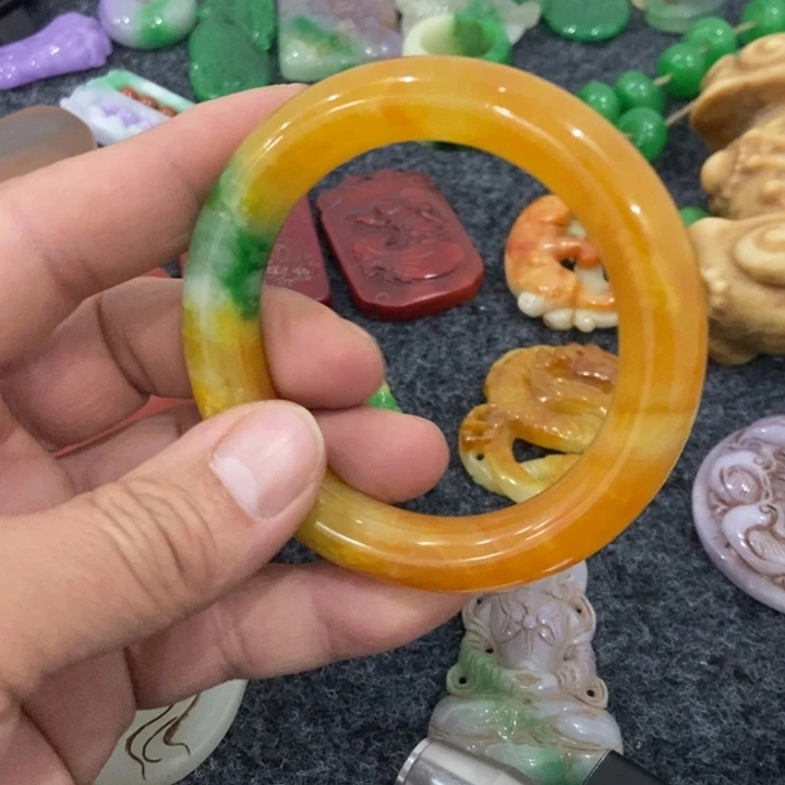 白玉菩提吊坠摆件