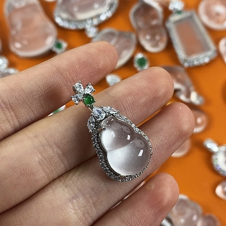 石英质玉银S925镶嵌颈饰