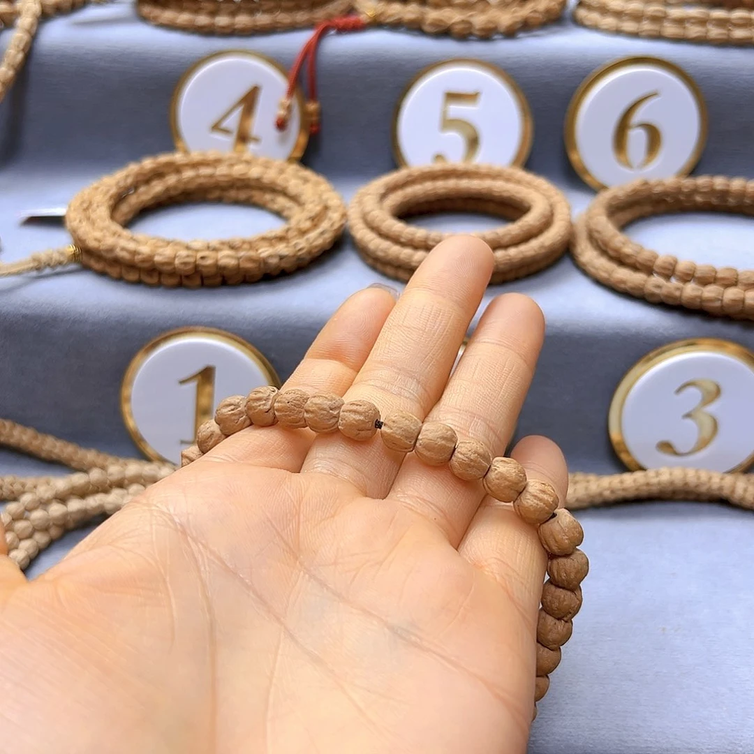 柏香籽/百香籽手串小*?