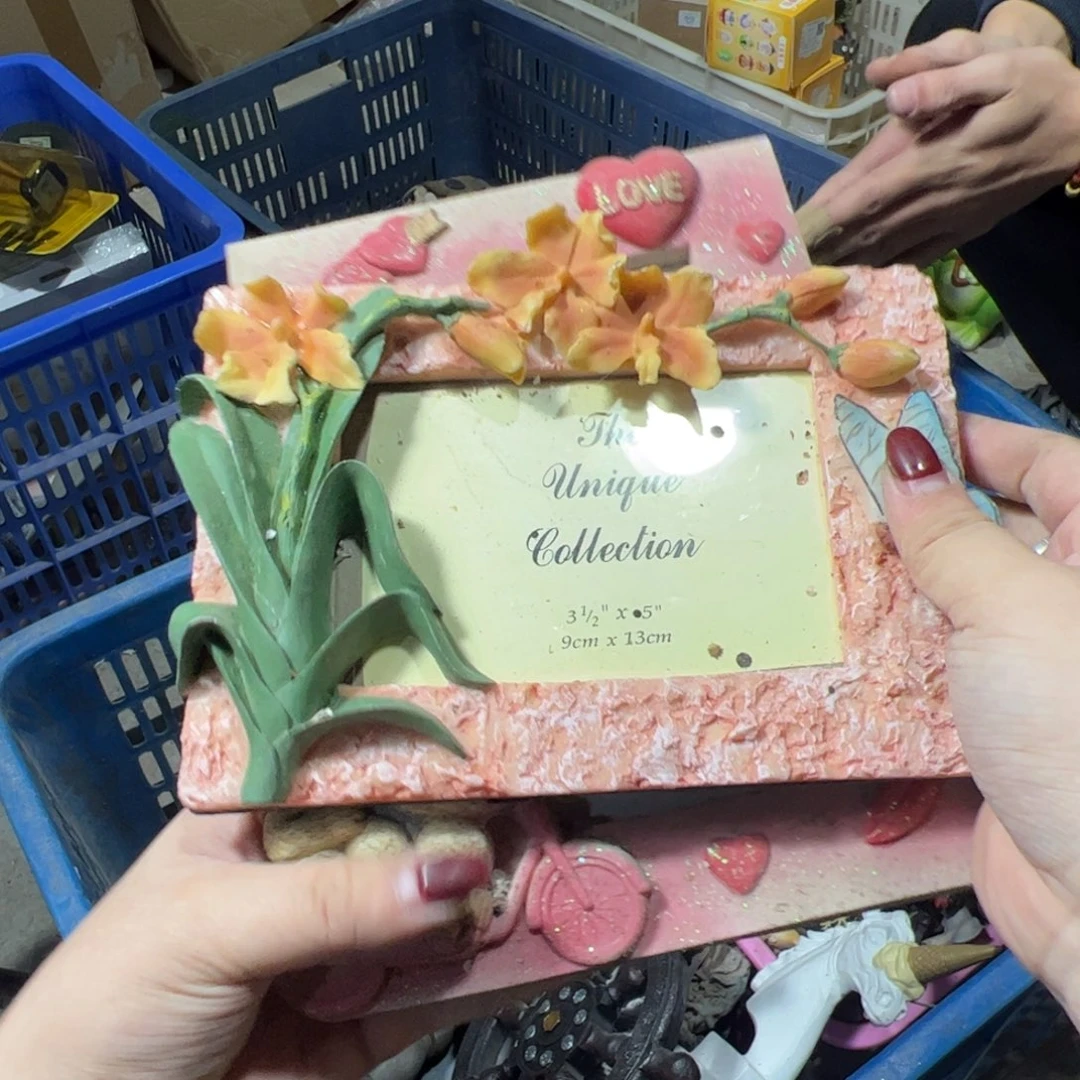 月***）陶瓷树脂工艺品摆件