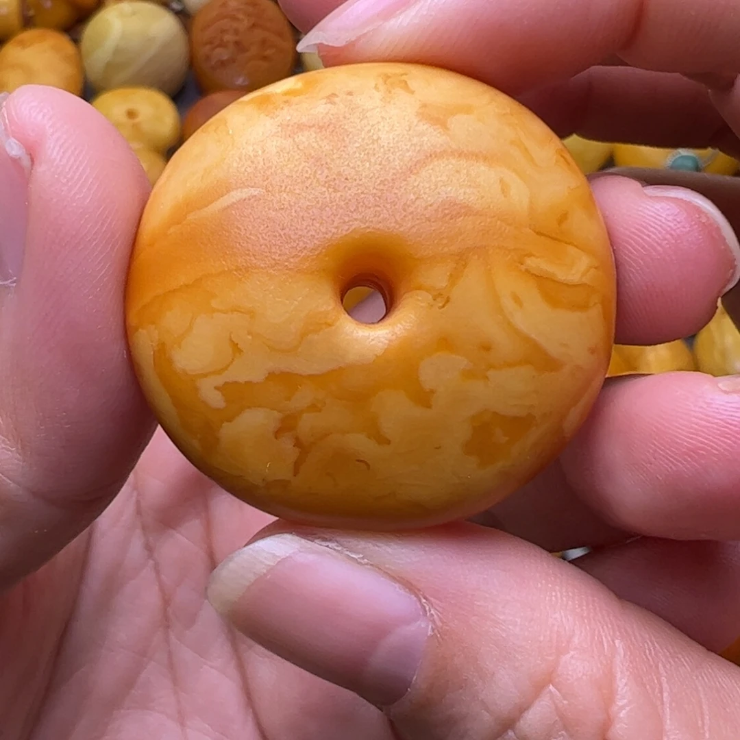 蜜蜡未镶嵌珠宝奇石扣子