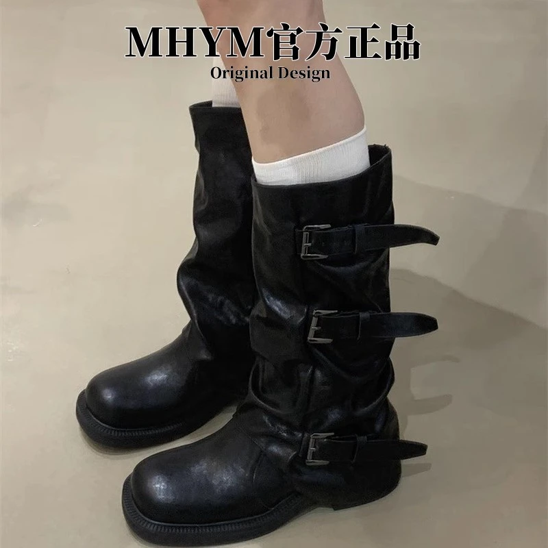 网红皮带扣中筒靴女靴子秋冬新款小众复古废土风褶皱时尚裤管靴女