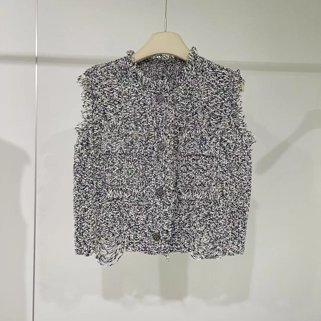 艾诺商场同款2025秋季新款气质无袖圆领针织衫马甲女183109