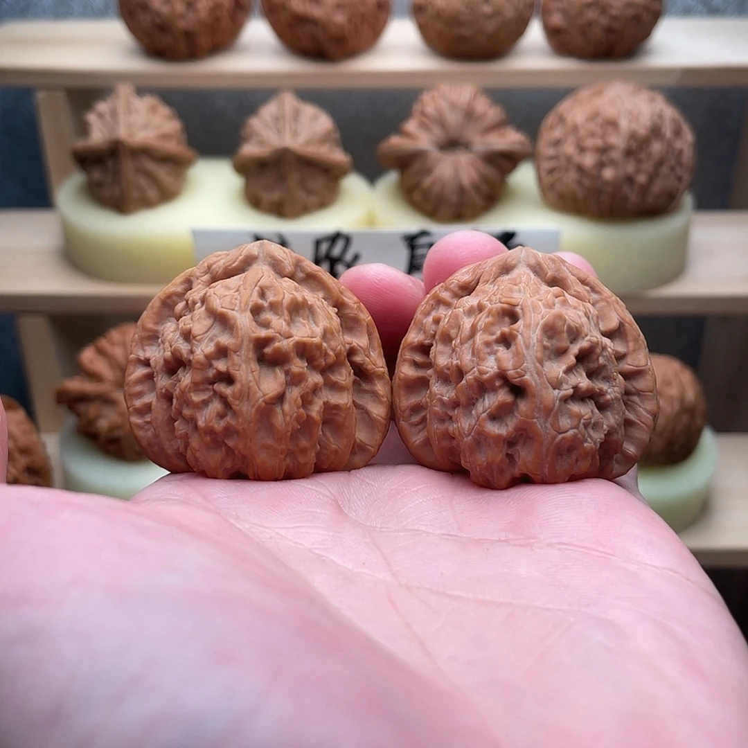 吊坠文玩核桃三角白39