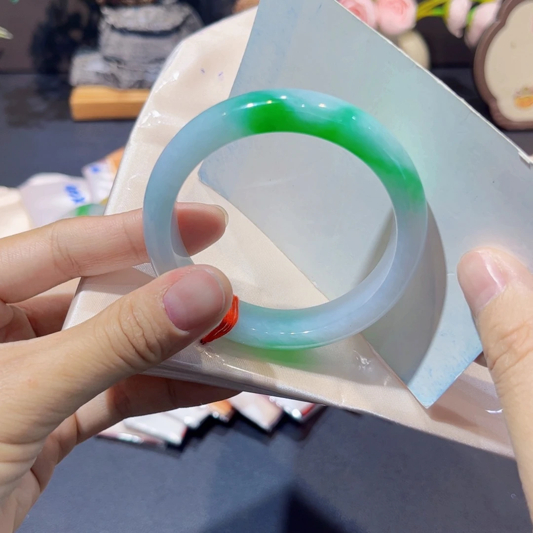 未镶嵌手镯翡翠54