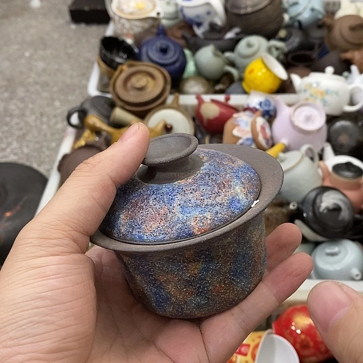 陶瓷艺术品及陶瓷壶