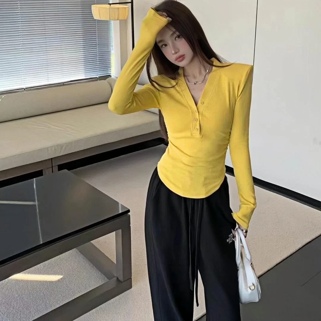 纯欲风辣妹V领长袖T恤女2025早秋新款韩版设计感修身显瘦打底衫