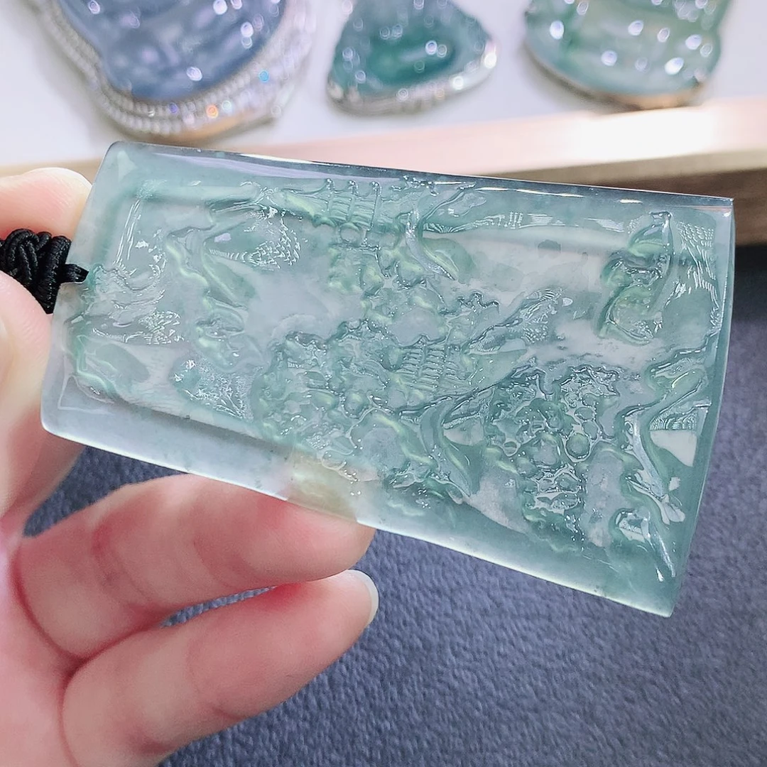 翡翠未镶嵌挂件翡翠