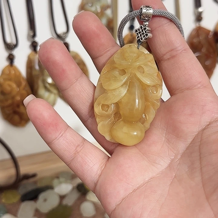 岫玉合金颈饰福禄一生