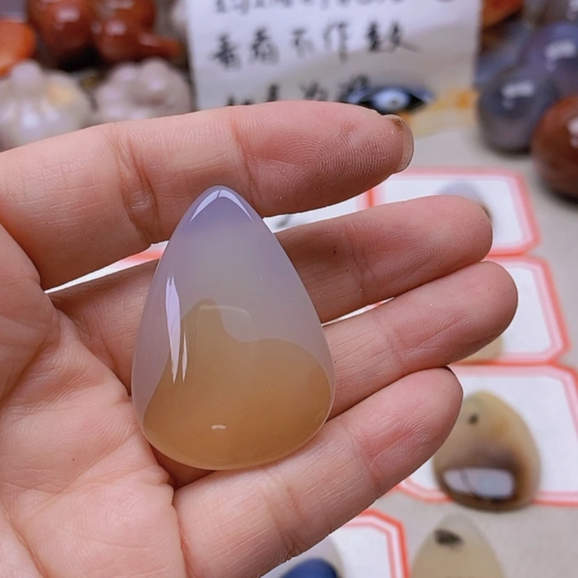 【闪购商品】未镶嵌玛瑙/玉髓珠宝半成品然**物