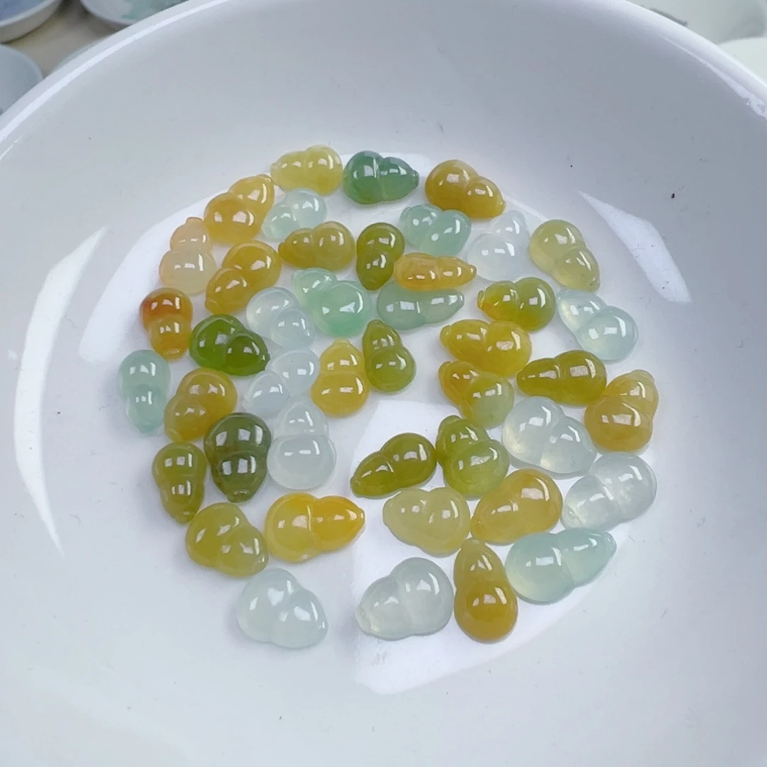翡翠散珠葫芦一个