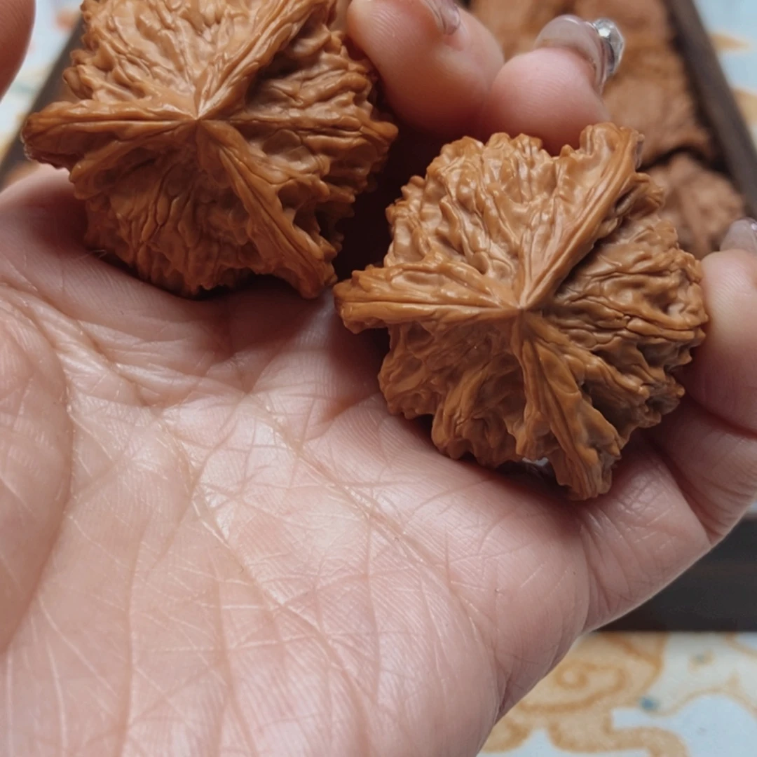 文玩核桃吊坠盘山