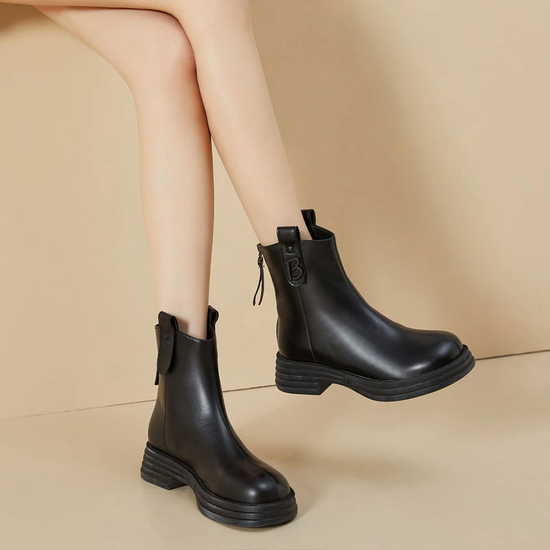 X6609-9 瘦瘦靴女秋季新款厚底英伦风马丁靴软底大码女靴