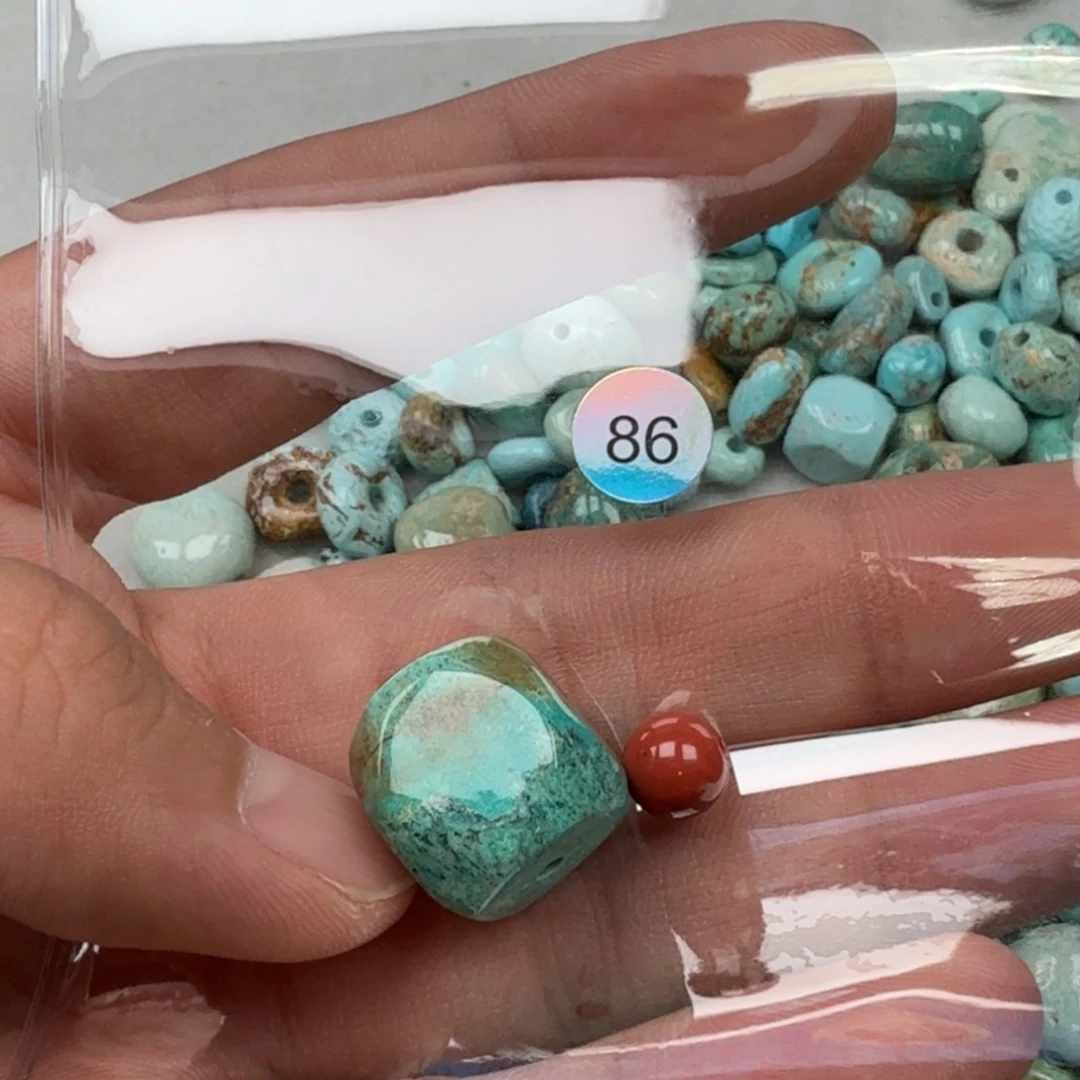 南红玛瑙未镶嵌珠宝奇石波**阔