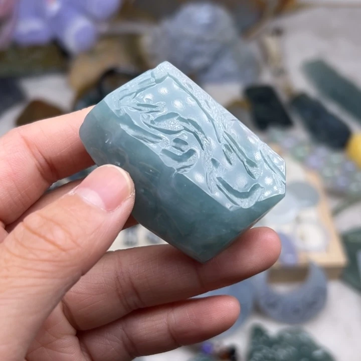 定制翡翠未镶嵌毛料