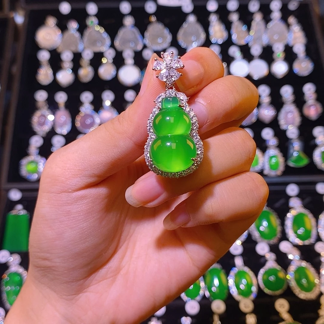 合金颈饰玛瑙/玉髓