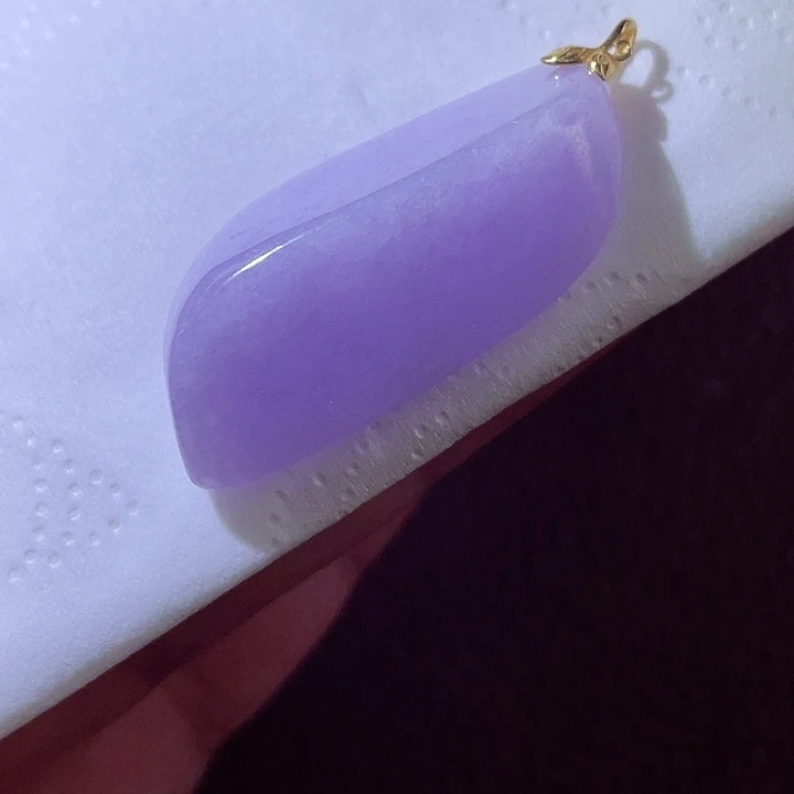 翡翠18K金镶嵌颈饰翡翠