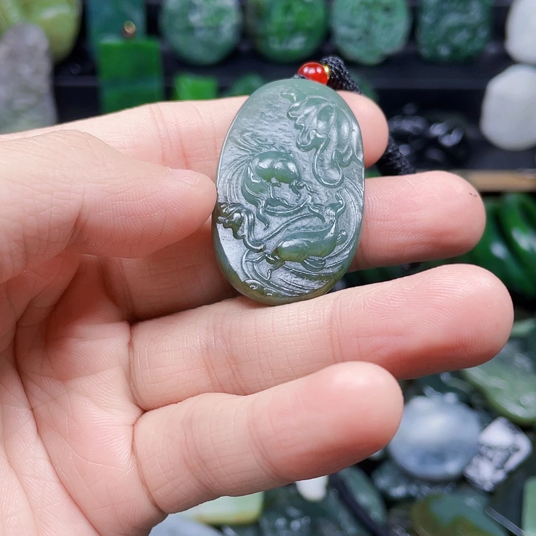 和田玉未镶嵌珠宝半成品