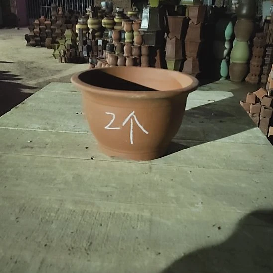 口径30黄17素两个花盆