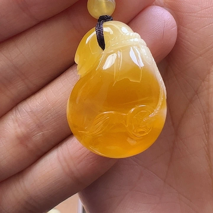 未镶嵌蜜蜡珠宝奇石