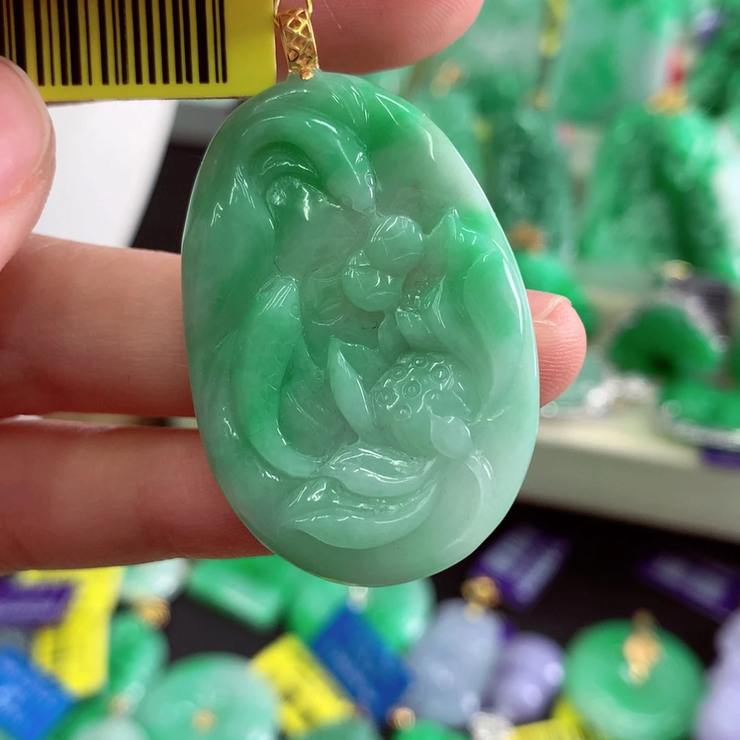 翡翠18K金镶嵌吊坠(不含链)