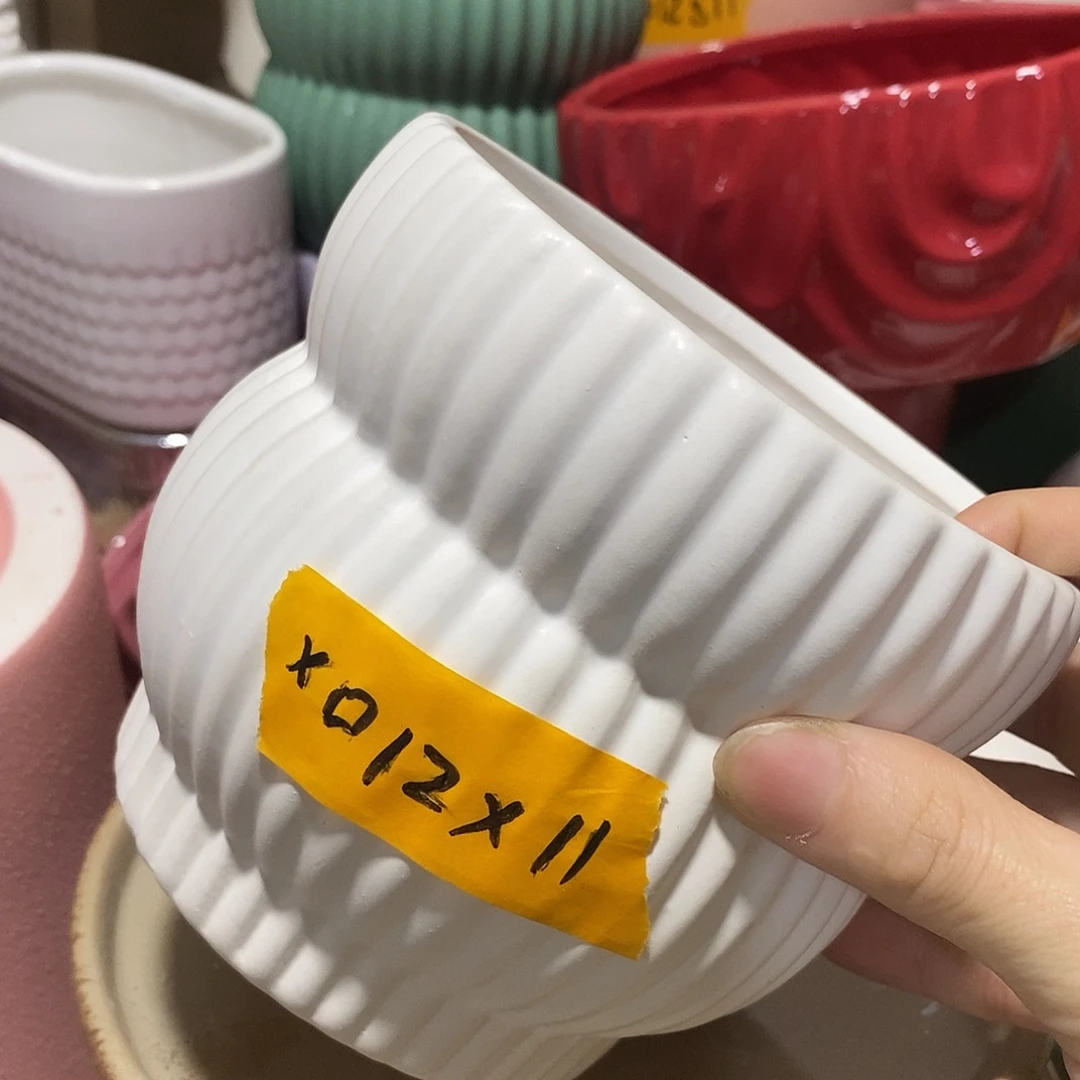 杯子陶盆有孔 瑕疵介意勿拍