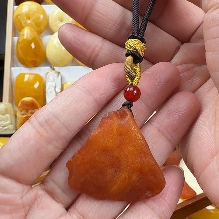 未镶嵌颈饰蜜蜡蜜蜡