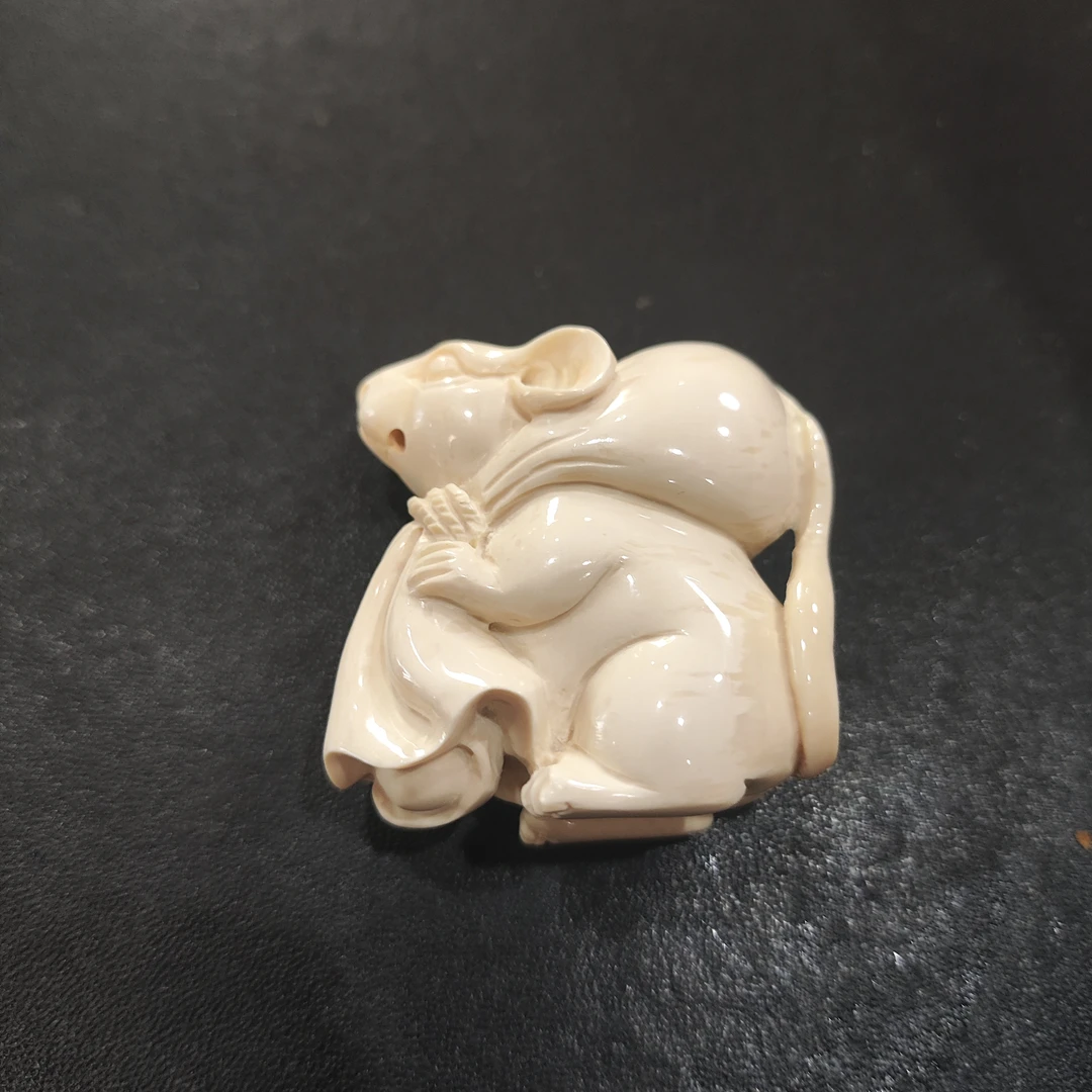 猛犸约20.5克雕刻件ZL4200