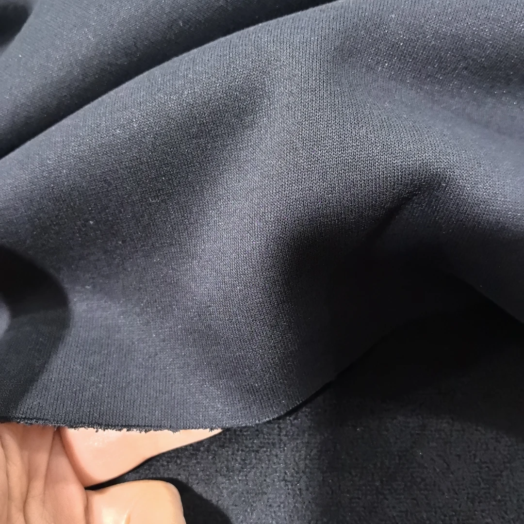 680 黑色华棉复合奥利绒面料