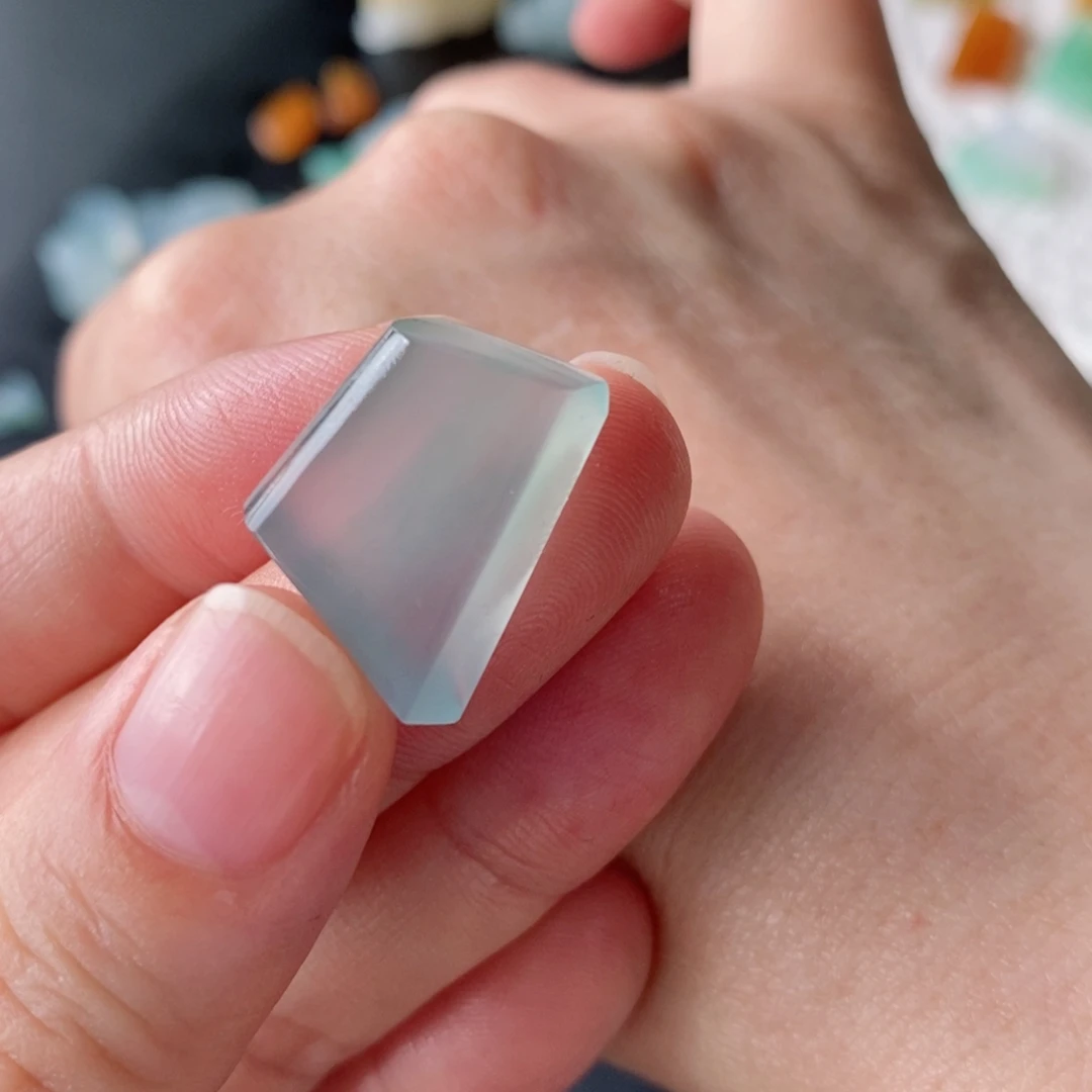 M***蕊定制翡翠未镶嵌料子