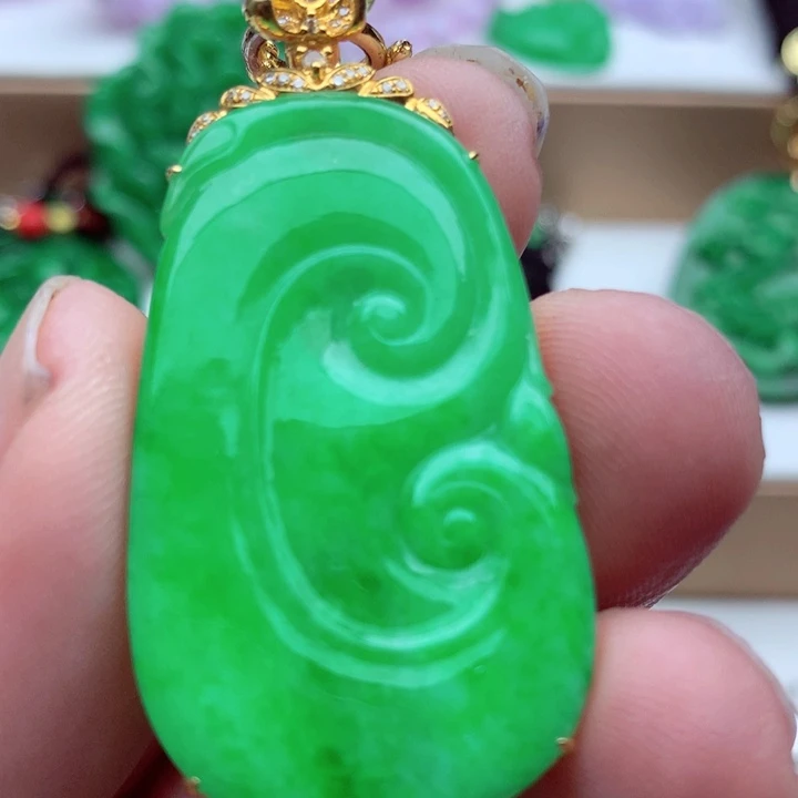 翡翠未镶嵌吊坠(不含链)