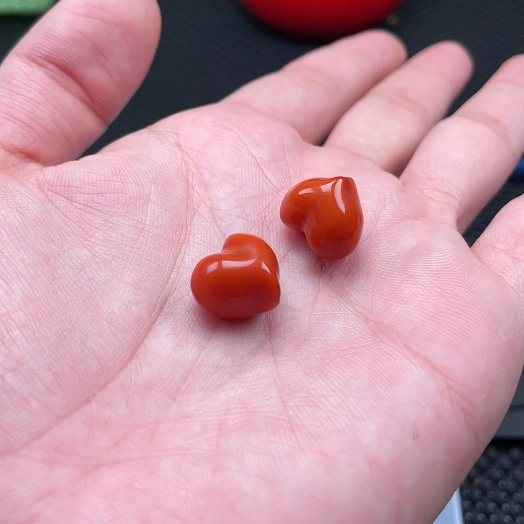 南红玛瑙13*15柿子红屁桃上下孔一组2颗未镶嵌