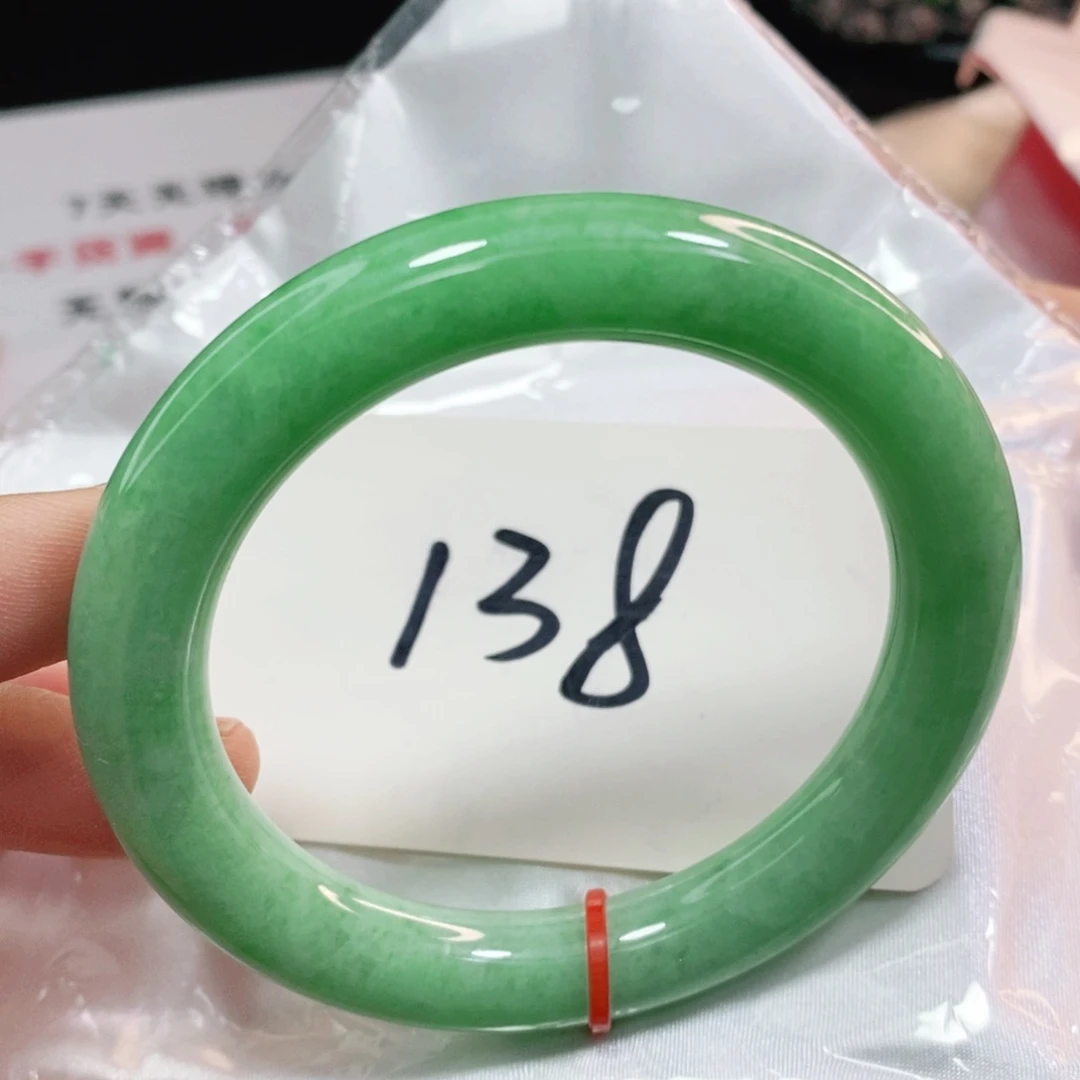 翡翠手镯未镶嵌59.2圈口圆条