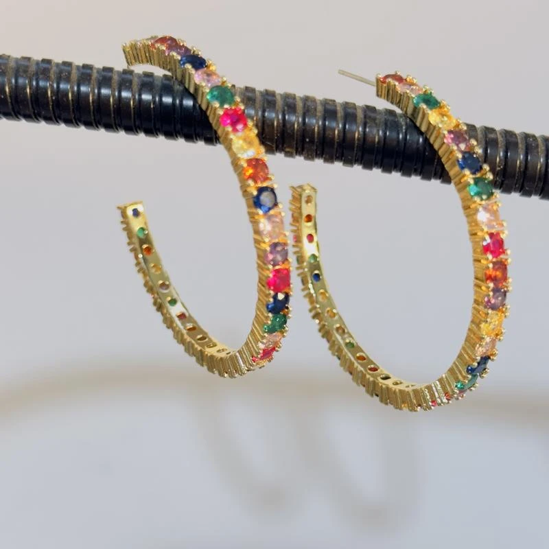 铜合金锆石耳饰 彩色锆石大圆圈小众设计高级时尚通勤耳圈耳饰女