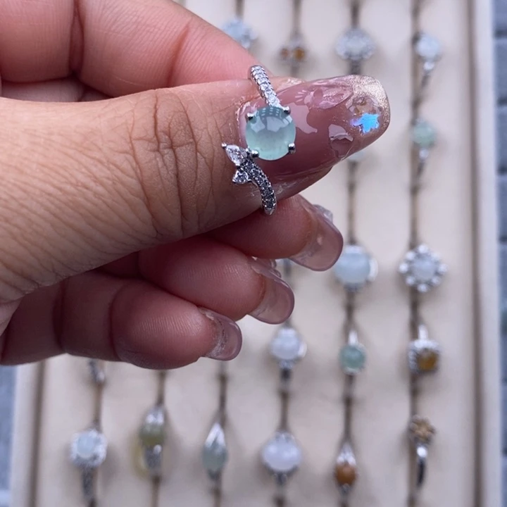 未镶嵌戒指翡翠X****_缅甸